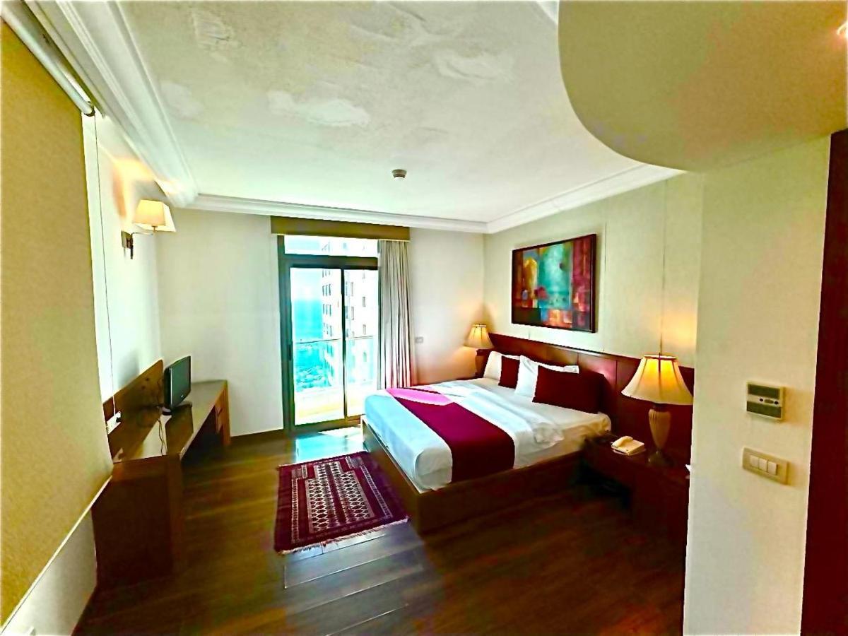 King Suites Hotel Бейрут Екстер'єр фото