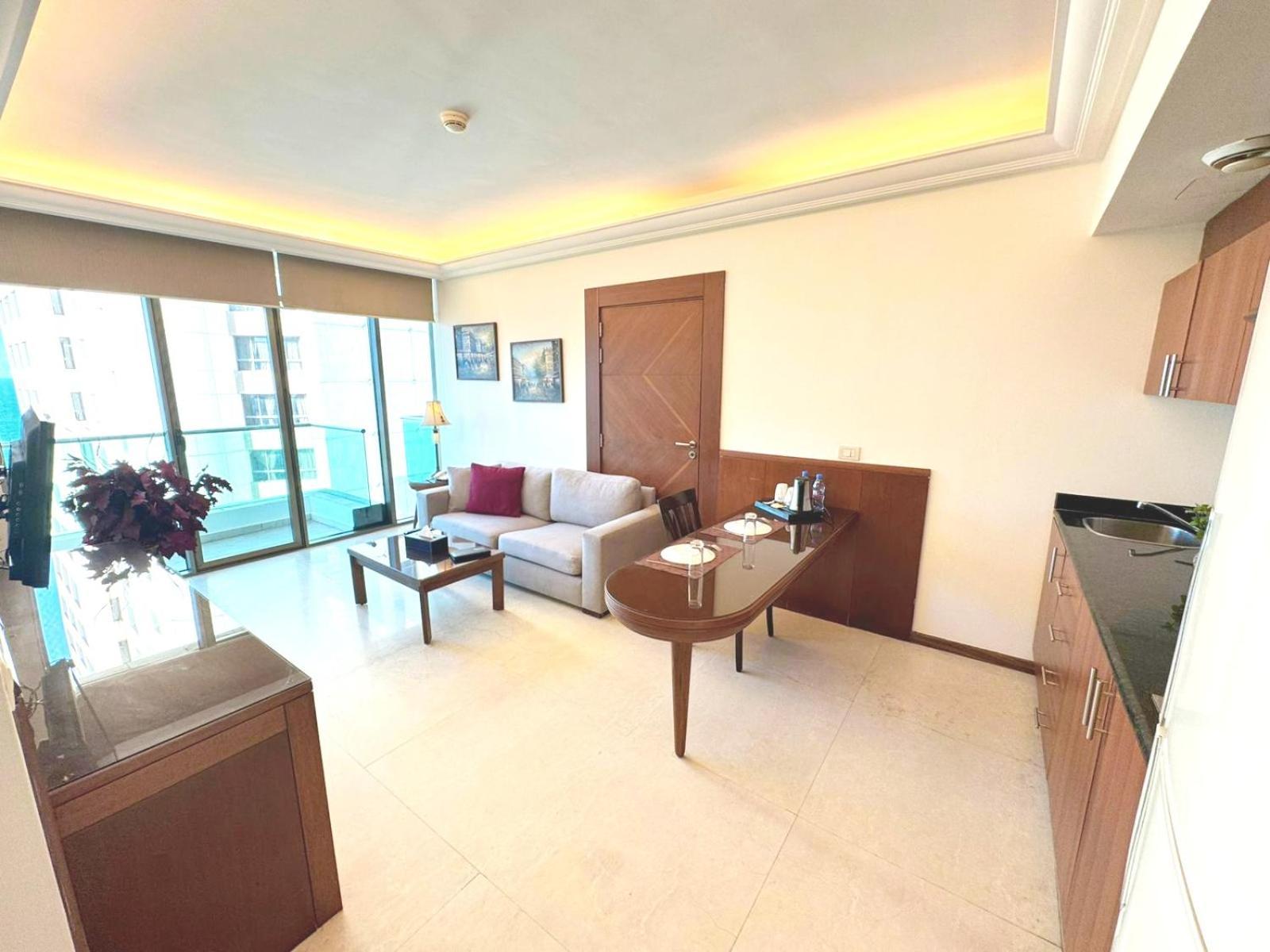 King Suites Hotel Бейрут Екстер'єр фото