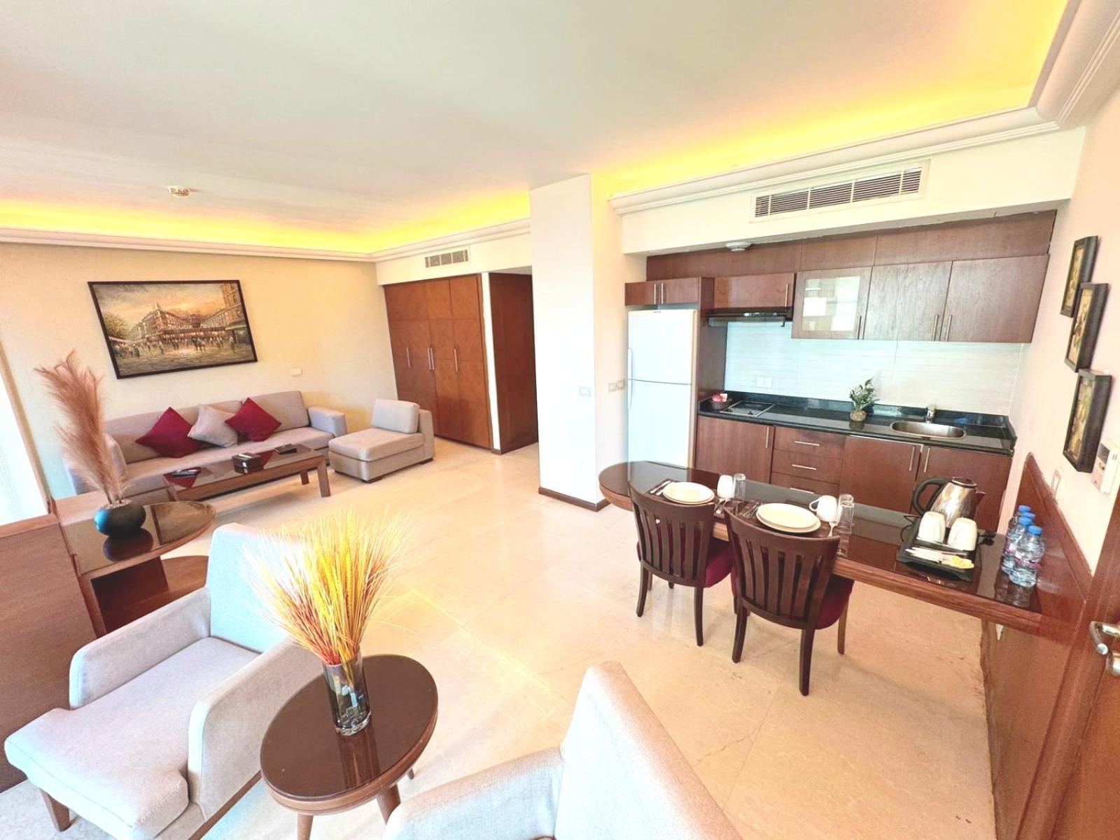 King Suites Hotel Бейрут Екстер'єр фото