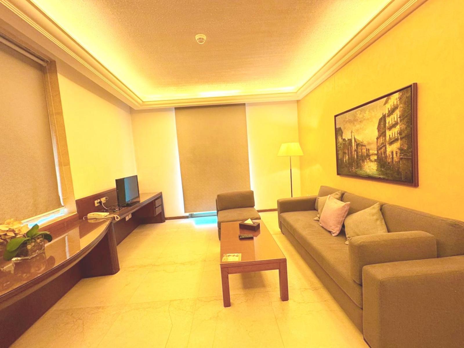 King Suites Hotel Бейрут Екстер'єр фото