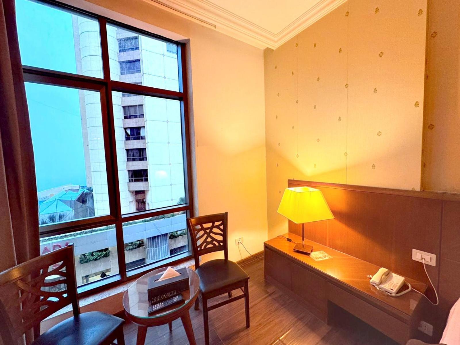 King Suites Hotel Бейрут Екстер'єр фото