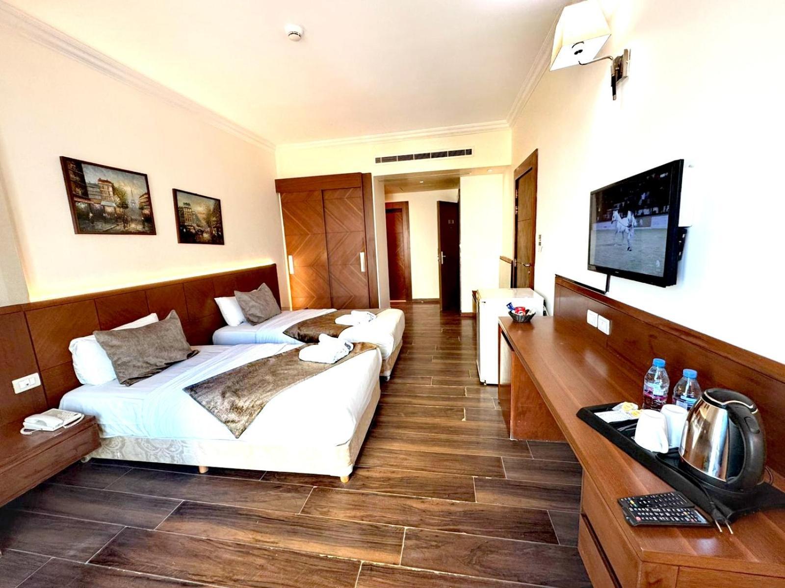 King Suites Hotel Бейрут Екстер'єр фото