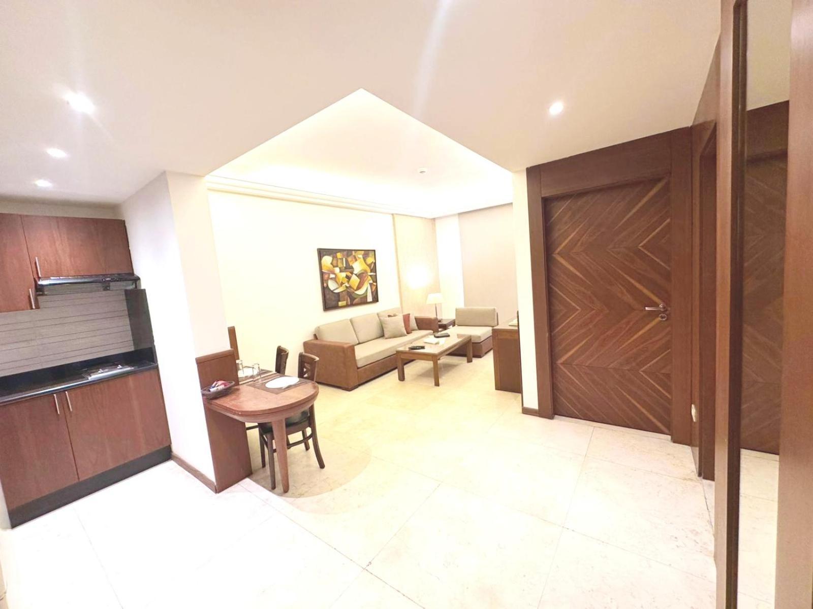 King Suites Hotel Бейрут Екстер'єр фото