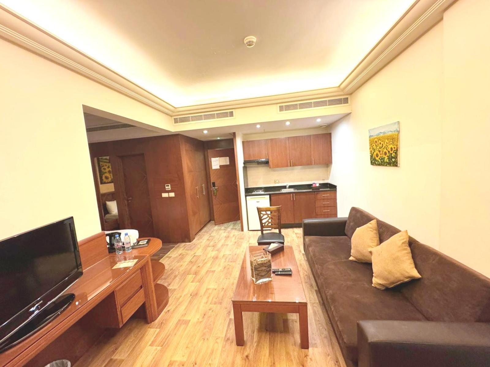 King Suites Hotel Бейрут Екстер'єр фото