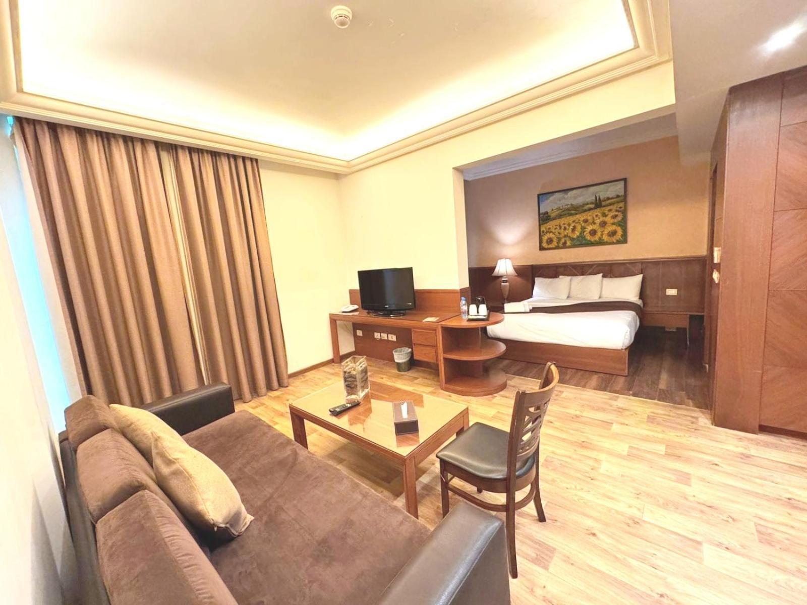 King Suites Hotel Бейрут Екстер'єр фото