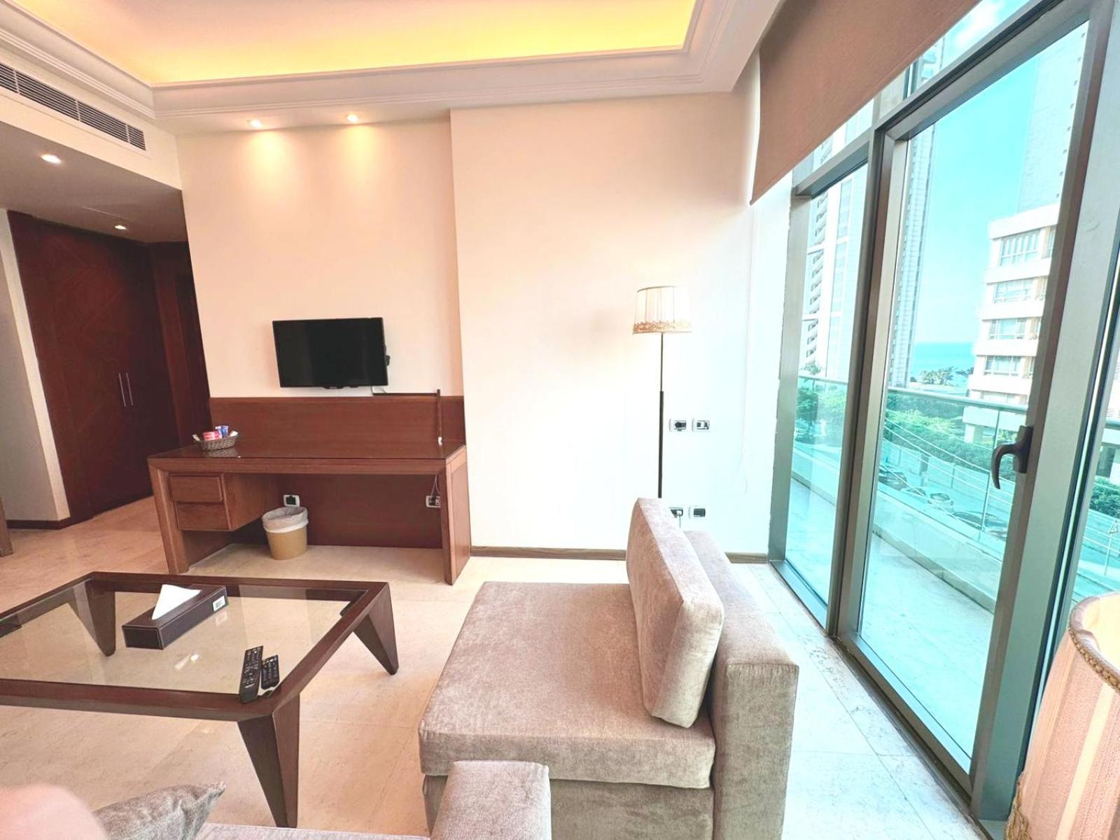 King Suites Hotel Бейрут Екстер'єр фото